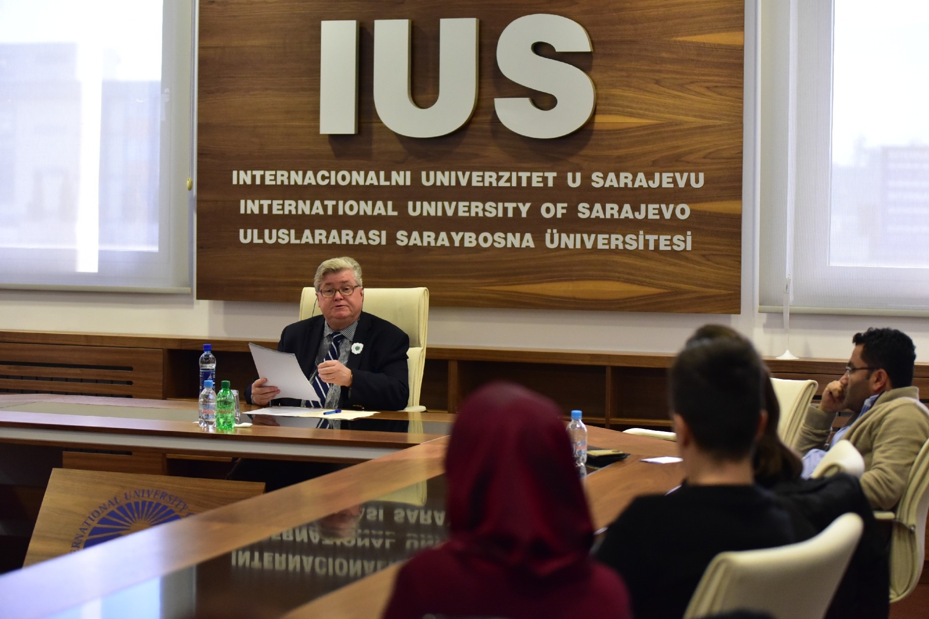 Dr. David Pettigrew održao predavanje na temu “Presuda Haškog tribunala u slučaju Vojislava Šešelja”