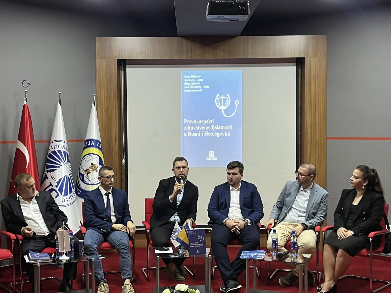 IUS Hukuk Fakültesi’nden Tıp Mesleğinin Hukuki Boyutlarına Dair Kitap Lansmanı