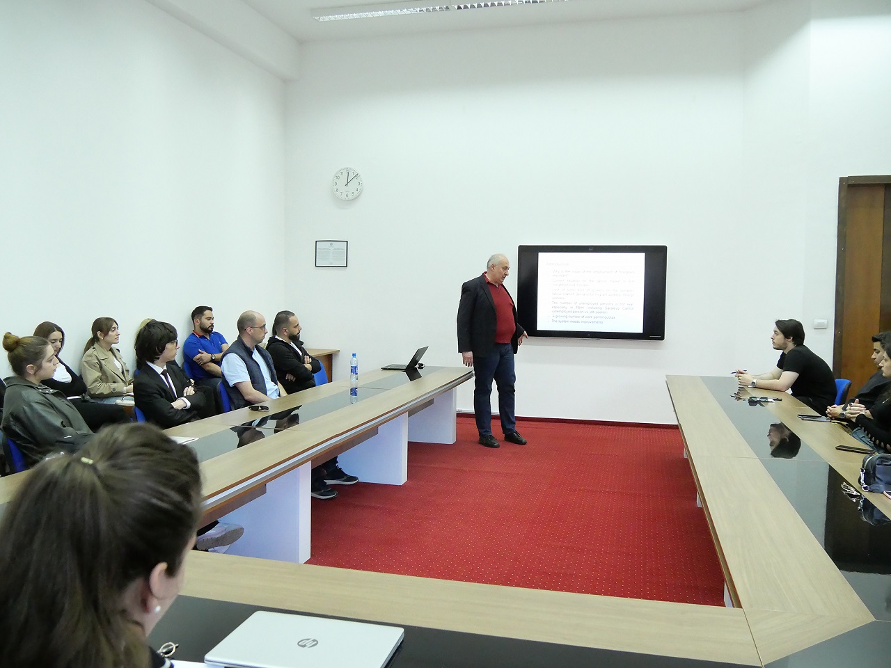 Yasal Yolların Keşfi: Saraybosna Kantonu’nda Yabancıların İstihdamı Konulu Çalıştay