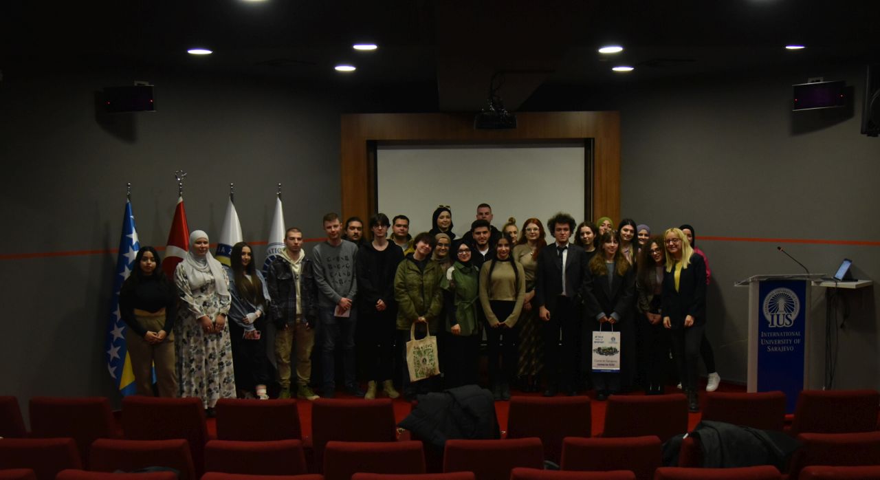 ELIT's "Literature and Cinema Flair" Celebrates Cross-Departmental Student Achievements