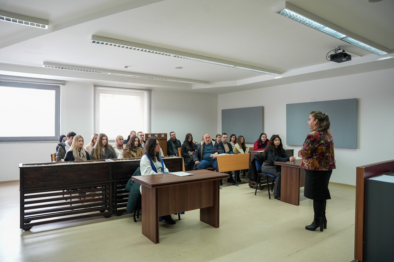 IUS Hukuk Fakültesi, Kış Okulu “Show and Tell” Oturumunda Aday Öğrencileri Ağırladı