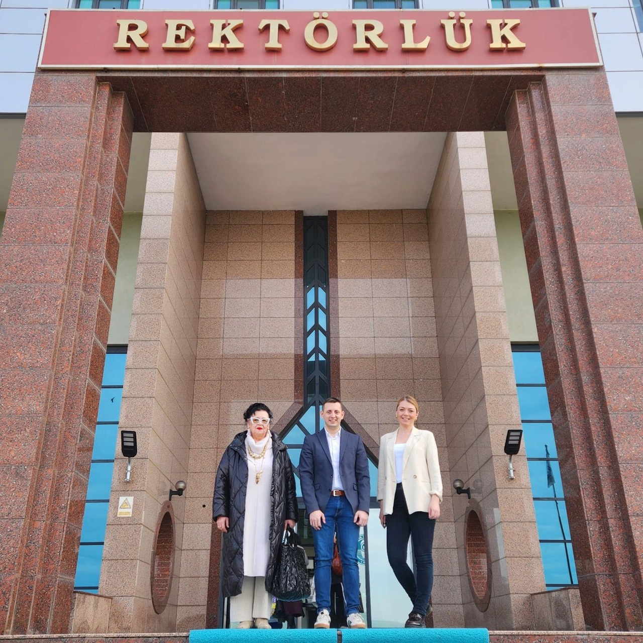 IUS, Balıkesir Üniversitesi ile Akademik İş Birliğini Öğretim Üyelerinin Ziyaretleriyle Güçlendiriyor