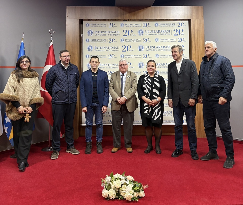 Prof. Dr. David Pettigrew’den IUS’ta Soykırım İnkârı ve Geçiş Dönemi Adaleti Üzerine Konferans