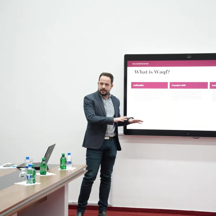 Dr. Tarik Durmišević održao sadržajno predavanje o izuzetku menshura